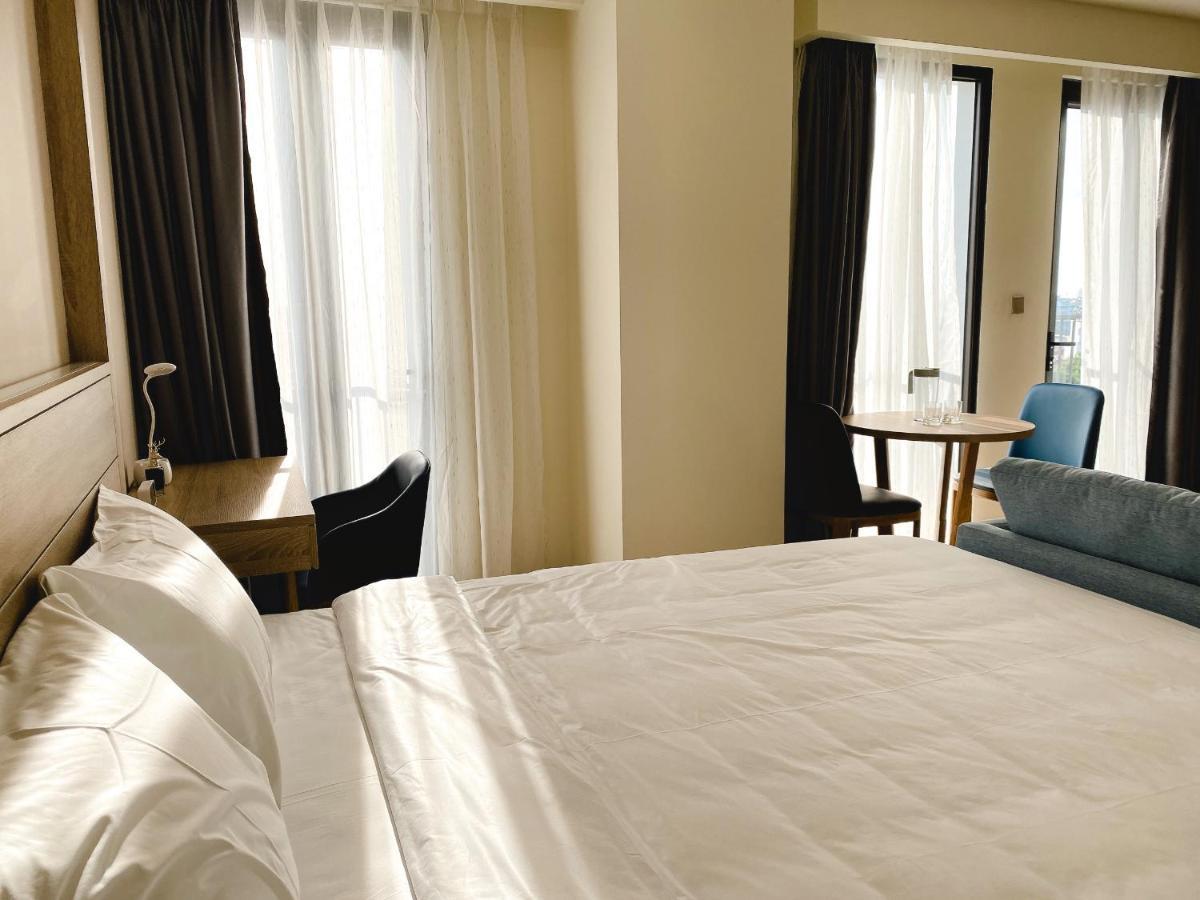 Ph Hotel & Apartment Hai Phong Exterior photo